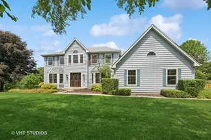 4 Taynton Ln, South Barrington, IL 60010 - Photo 1