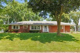 1201 McDonald Ave, Aurora, IL 60506 - Photo 1