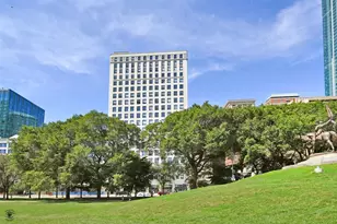 910 S Michigan Ave, Chicago, IL 60605 - Photo 1