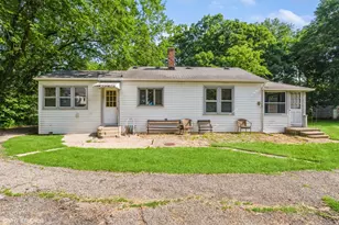 26585 W Stonegate Dr, Antioch, IL 60002 - Photo 1