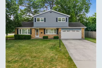 308 Long Avenue, North Aurora, IL 60542 - Photo 1