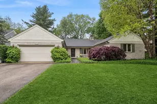 622 Kenilworth Ave, Kenilworth, IL 60043 - Photo 1