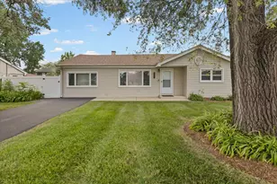 8255 Lockwood Ave, Burbank, IL 60459 - Photo 1