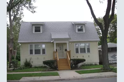 2121 Foster Street #1, Evanston, IL 60201 - Photo 1