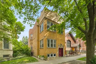 3074 W Palmer Blvd, Chicago, IL 60647 - Photo 1