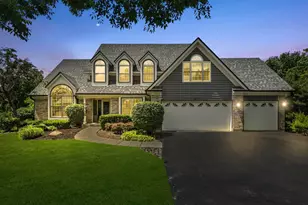 4012 Demaret Ct, Woodridge, IL 60517 - Photo 1