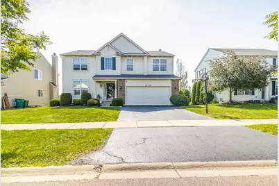 39438 N Queensbury Lane, Beach Park, IL 60083 - Photo 1