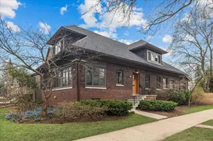 2087 W Greenleaf Ave, Chicago, IL 60645 - Photo 1