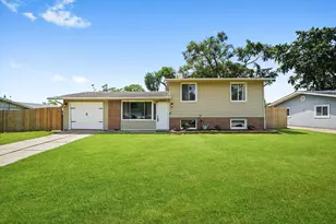 9451 Elm Ave, Mokena, IL 60448 - Photo 1