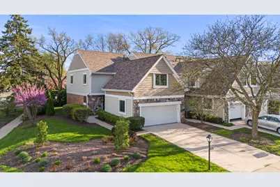 2566 Essex Drive, Northbrook, IL 60062 - Photo 1