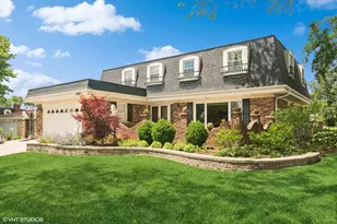 606 Deborah Ct, Schaumburg, IL 60193 - Photo 1