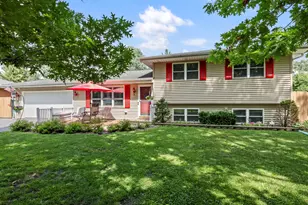 2N477 Bernice Ave, Glen Ellyn, IL 60137 - Photo 1