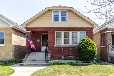 4829 W Strong Avenue, Chicago, IL 60630 - Photo 1
