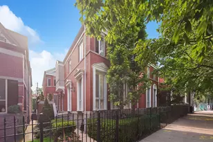 2446 N Janssen Ave, Chicago, IL 60614 - Photo 1