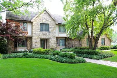 560 81st Street, Burr Ridge, IL 60527 - Photo 1