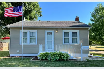 353 W Porter Street, Oglesby, IL 61348 - Photo 1