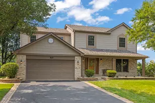 527 Springwood Ln, Bolingbrook, IL 60440 - Photo 1