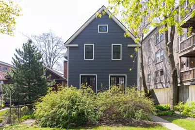 1663 W Farwell Avenue, Chicago, IL 60626 - Photo 1