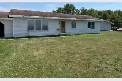 202 N Fifth Street, Danforth, IL 60930 - Photo 1