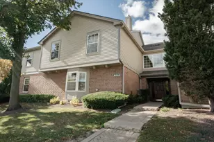 1744 Eastwood Ct, Schaumburg, IL 60195 - Photo 1