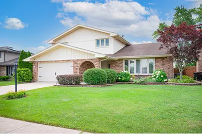 6127 157th Street, Oak Forest, IL 60452 - Photo 1