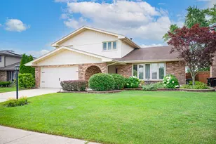 6127 157th St, Oak Forest, IL 60452 - Photo 1