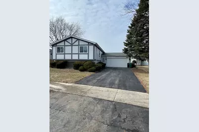 2100 Lloyd Avenue, Lombard, IL 60148 - Photo 1