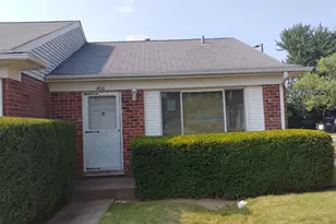 400 Salem Square, Bolingbrook, IL 60440 - Photo 1