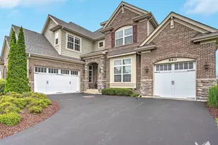 860 Reserve Dr, Saint Charles, IL 60175 - Photo 1