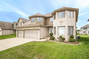 18558 Willow Ave, Country Club Hills, IL 60478 - Photo 1