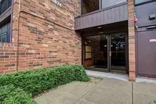 14624 Scarborough Ct S, Oak Forest, IL 60452 - Photo 1