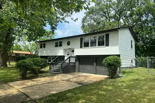 1813 218th Pl, Sauk Village, IL 60411 - Photo 1