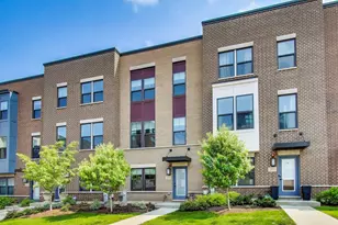 205 Dawson Dr, Mount Prospect, IL 60056 - Photo 1