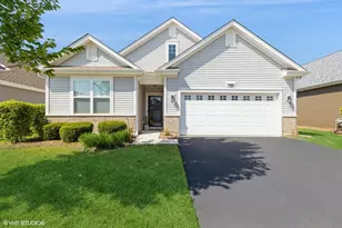 1029 Carolina Ct, Pingree Grove, IL 60140 - Photo 1