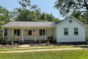 1861 S Bend Rd, Rockford, IL 61109 - Photo 1