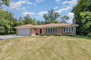 1717 Oak Lane Rd, Flossmoor, IL 60422 - Photo 1