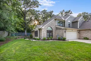 2728 Burton Ct, Westchester, IL 60154 - Photo 1