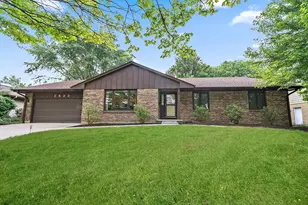 1622 Pickwick Ln, Dekalb, IL 60115 - Photo 1