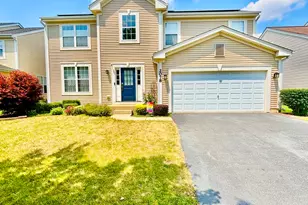 2078 Kate Dr, Montgomery, IL 60538 - Photo 1