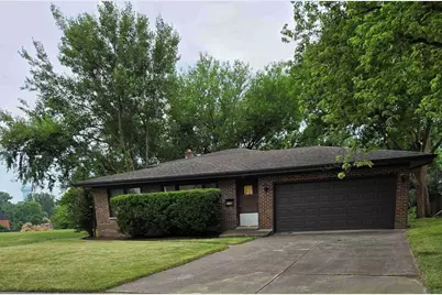 158 S Prairie Avenue, Bloomingdale, IL 60108 - Photo 1