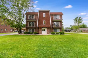 15302 Kenton Ave, Oak Forest, IL 60452 - Photo 1