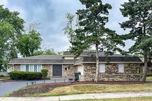 626 E 194th St, Glenwood, IL 60425 - Photo 1