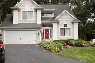 497 Rock Hall Cir, Grayslake, IL 60030 - Photo 1