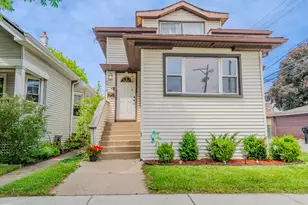 4012 W Eddy St, Chicago, IL 60641 - Photo 1