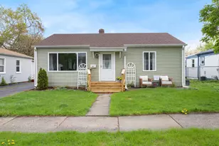 307 N Schubert St, Palatine, IL 60067 - Photo 1