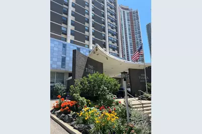 6145 N Sheridan Road #27D, Chicago, IL 60660 - Photo 1