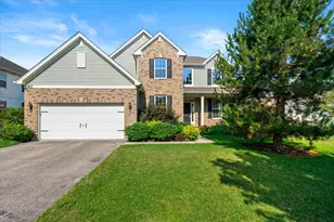 182 Regal Dr, Crystal Lake, IL 60014 - Photo 1