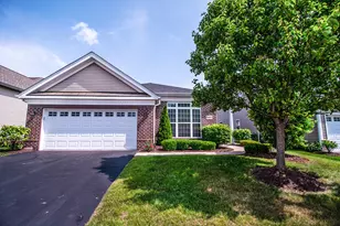 3907 Eagle Ridge Dr, Elgin, IL 60124 - Photo 1