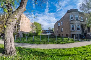 3135 W Flournoy St, Chicago, IL 60644 - Photo 1
