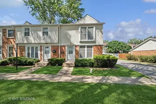 2024 Duxbury Ct, Streamwood, IL 60107 - Photo 1